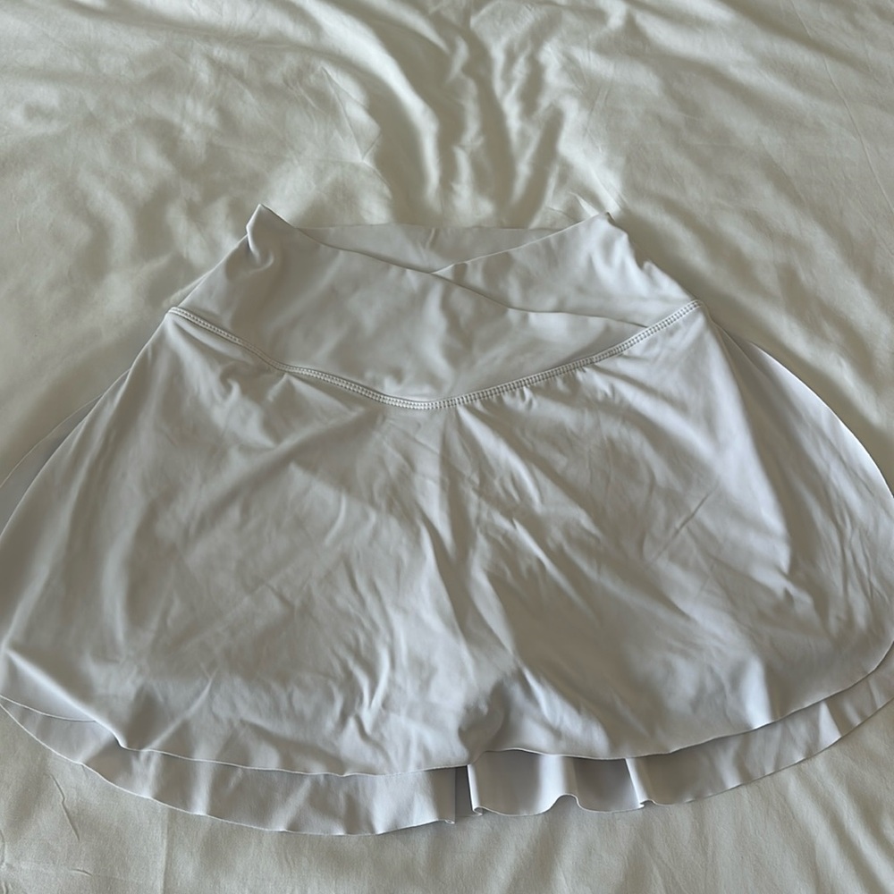 White HALARA tennis skirt